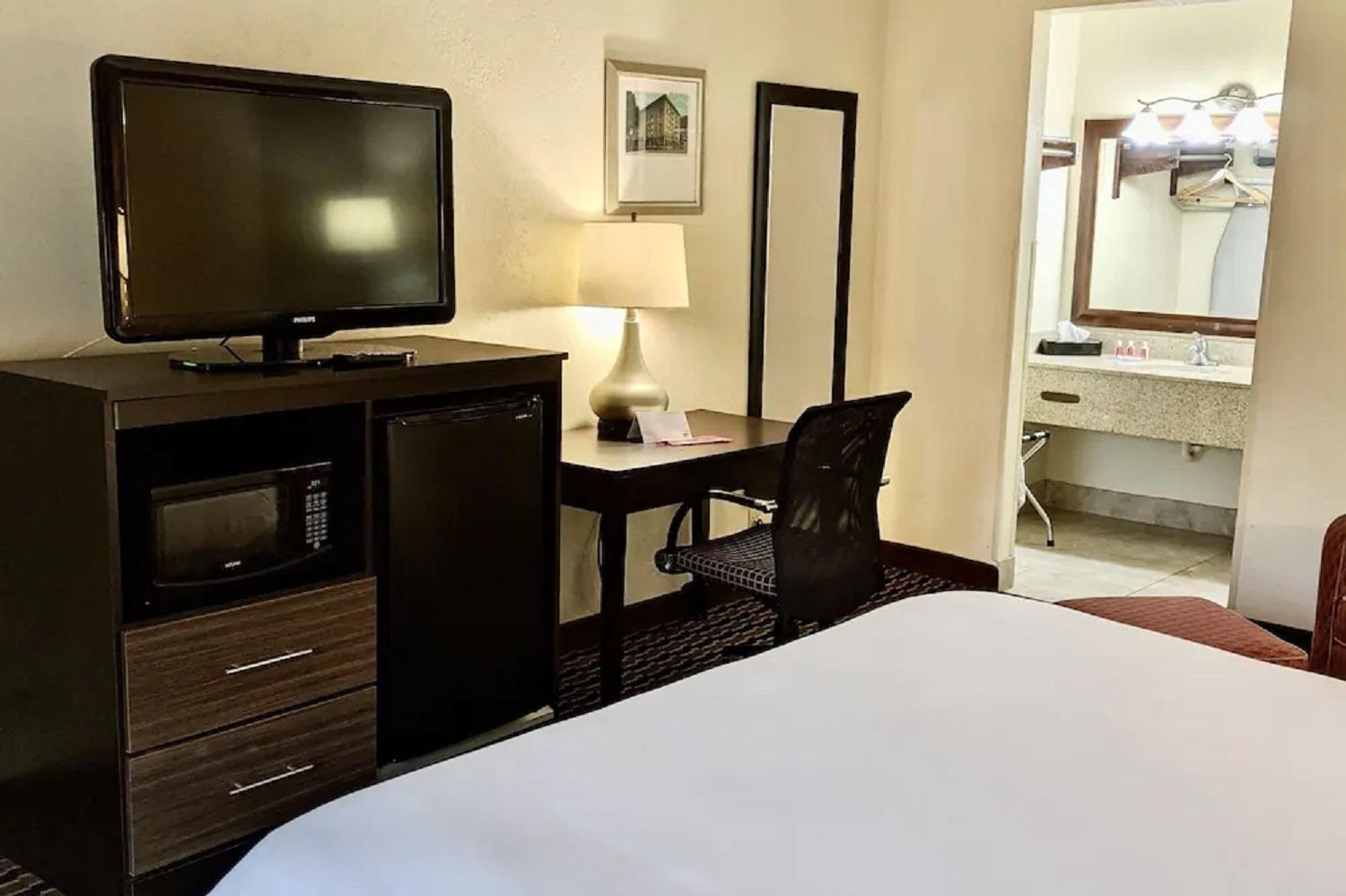 Econo Lodge Forest City Kültér fotó