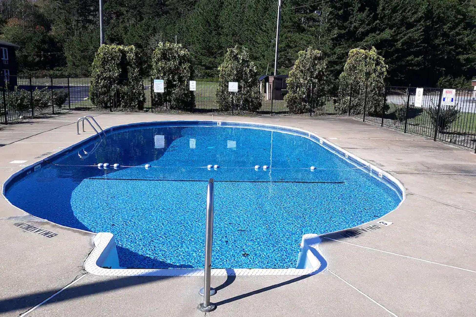 Econo Lodge Forest City Kültér fotó