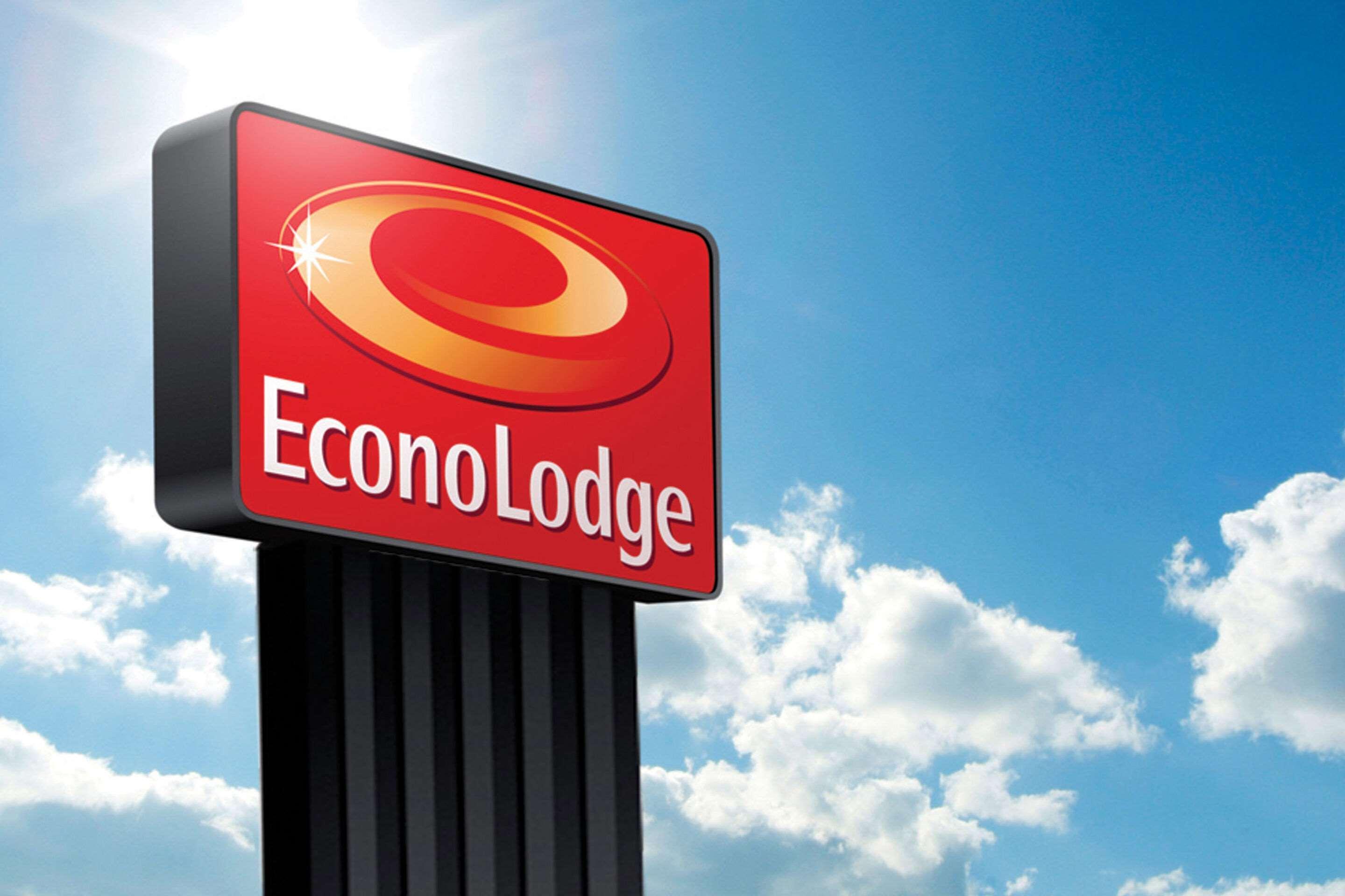 Econo Lodge Forest City Kültér fotó