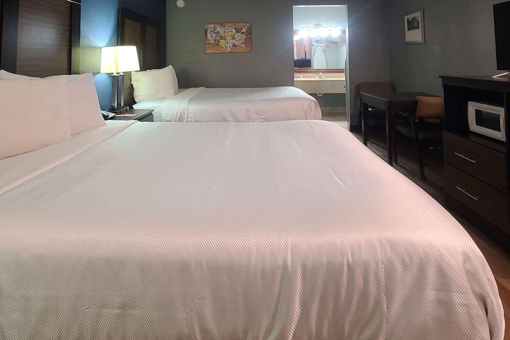 Econo Lodge Forest City Szoba fotó